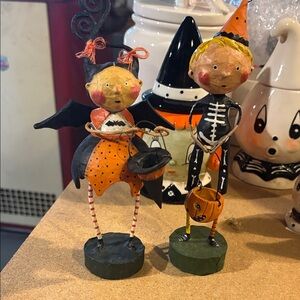 Lori Mitchell vintage Halloween Figurine set with Orange and Black Outfits